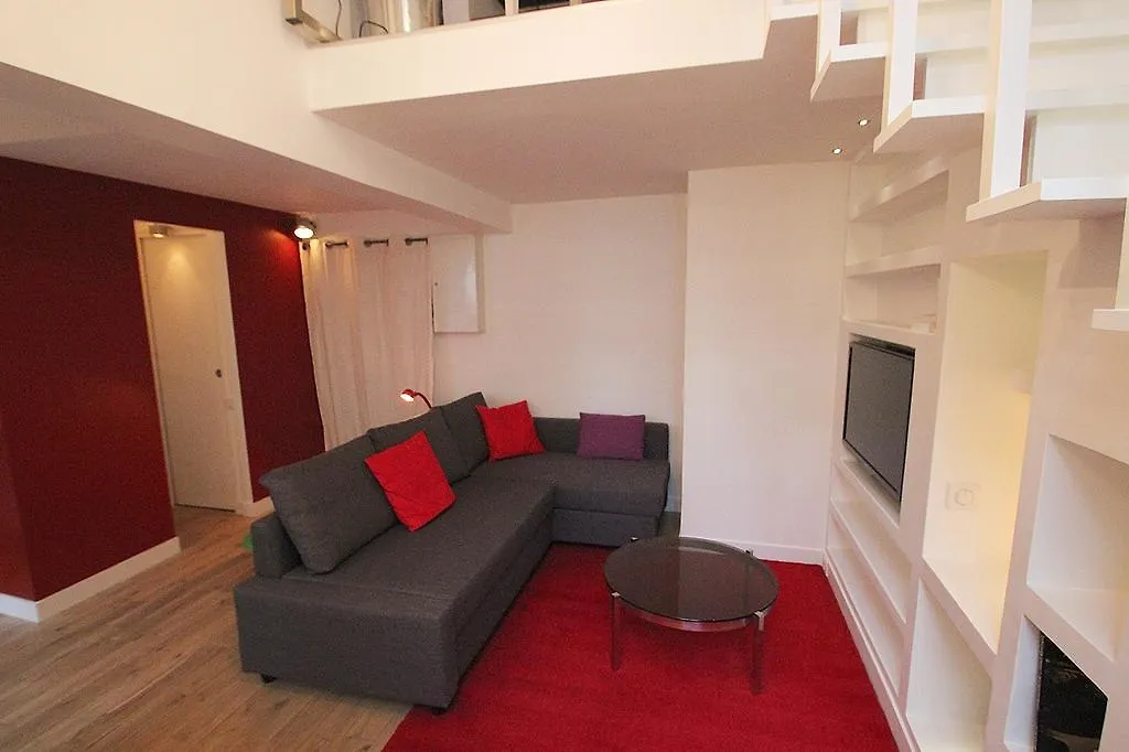 Canal Saint Martin, Rue Des Vinaigriers Apartmán *